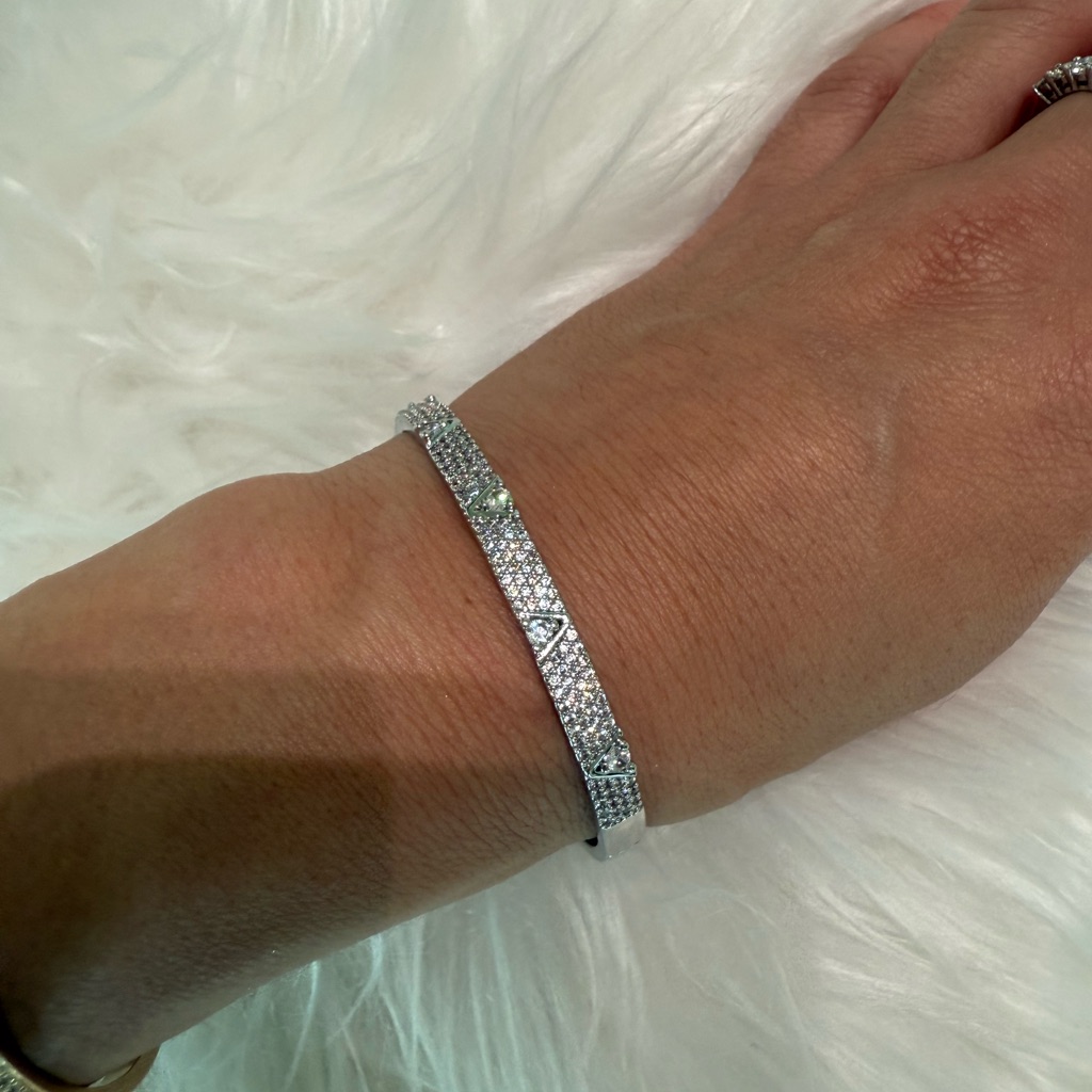 Nwt Silver Pave Bracelet 29$